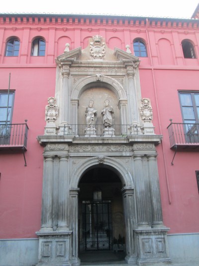 Colegio San Bartolomé y Santiago