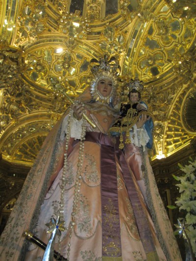 Camarín de la Virgen del Rosario. Santo Domingo 008