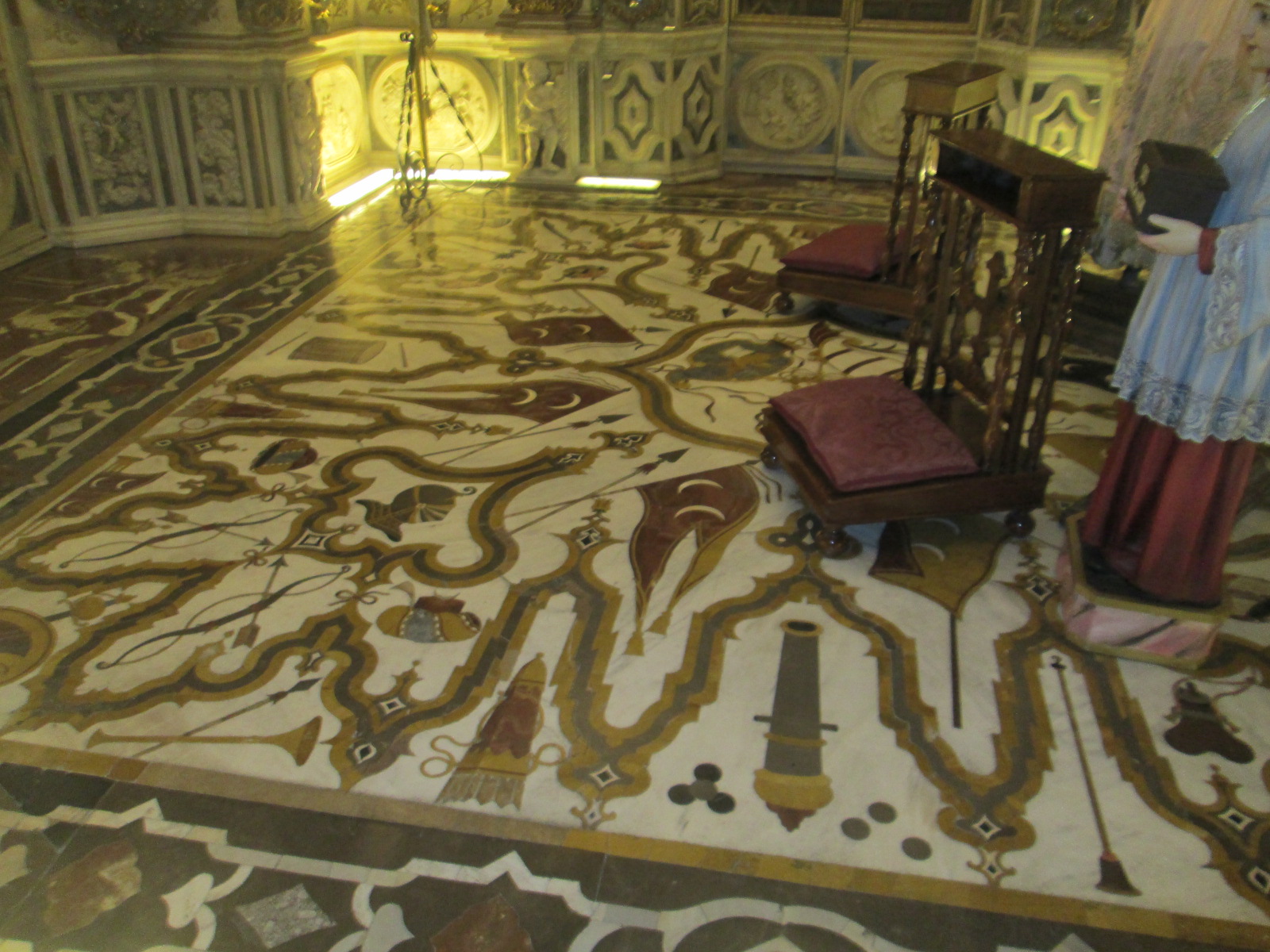 Camarín de la Virgen del Rosario. Santo Domingo 009