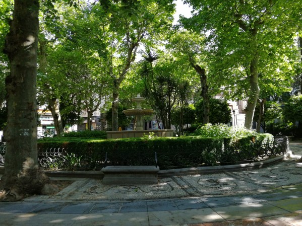 Fuente Plaza de la trinidad