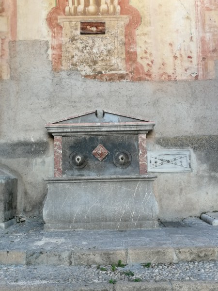 Pilar de la Iglesia de San Cecilio