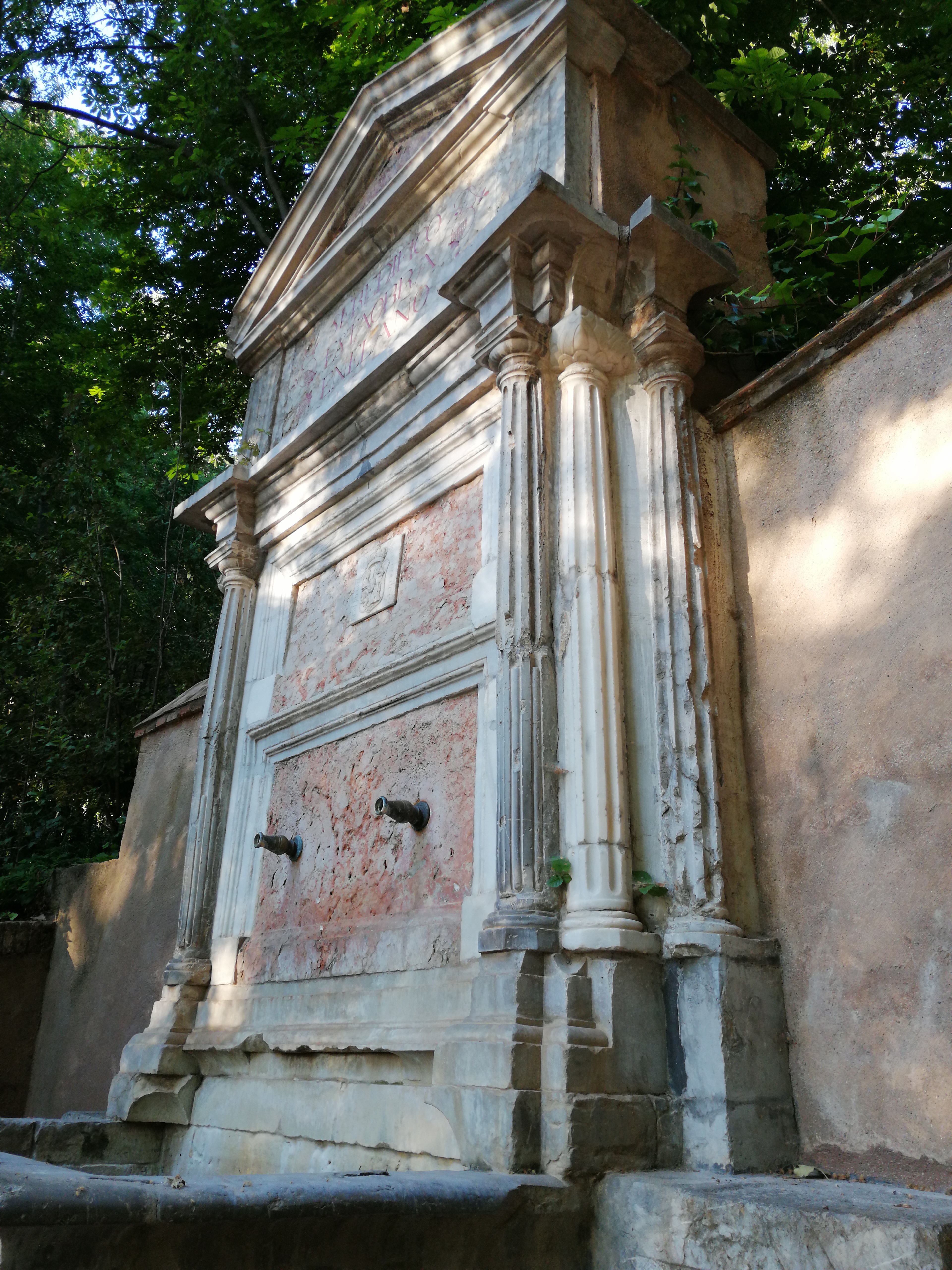 Pilar de Fernando VI